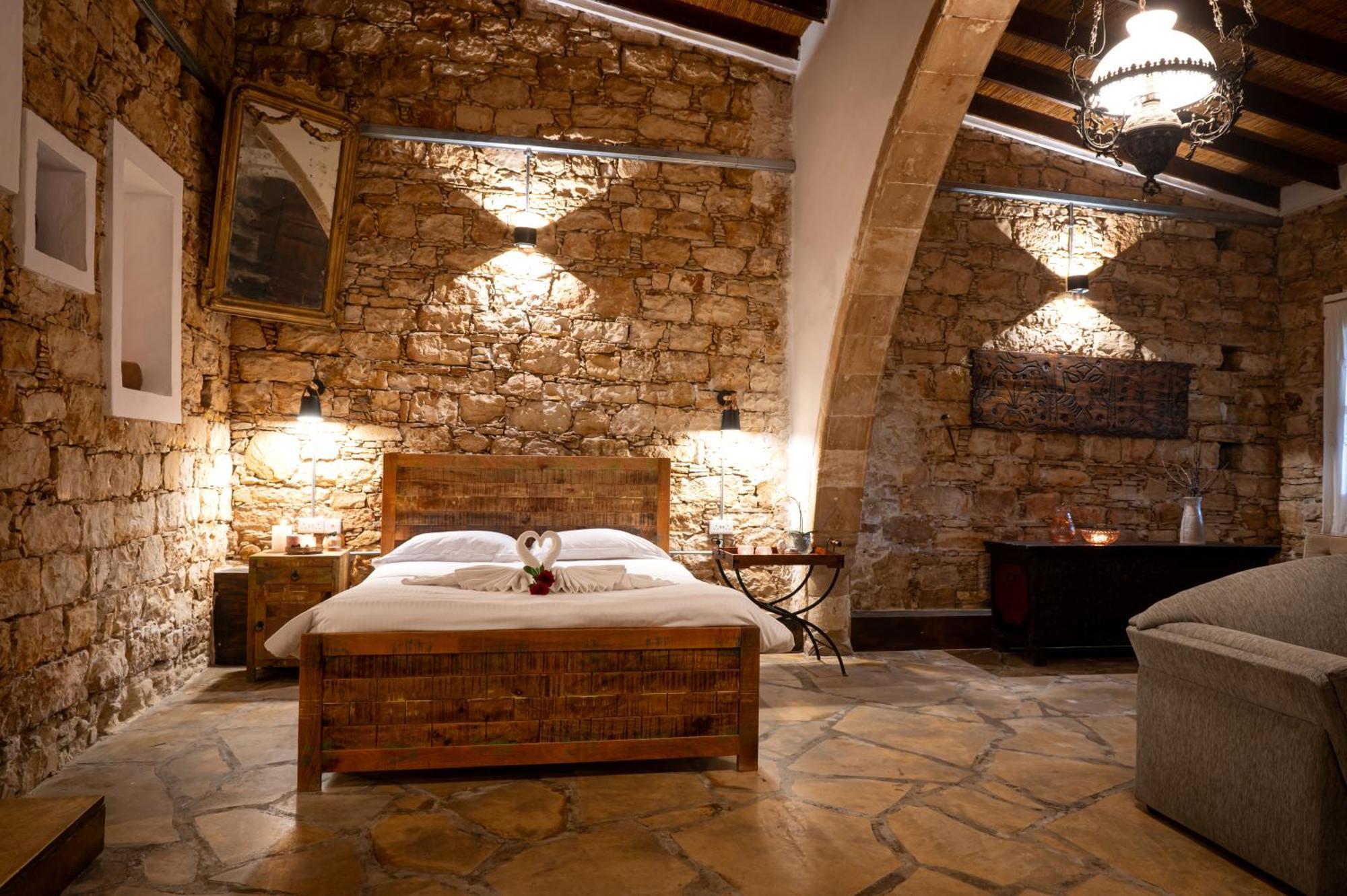 Oinoessa Traditional Boutique Guest Houses Lofou Buitenkant foto