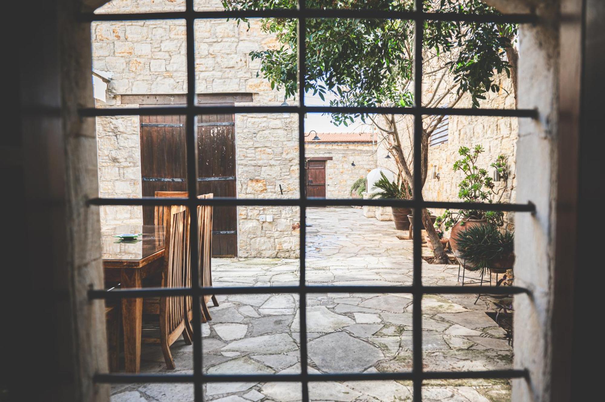 Oinoessa Traditional Boutique Guest Houses Lofou Buitenkant foto