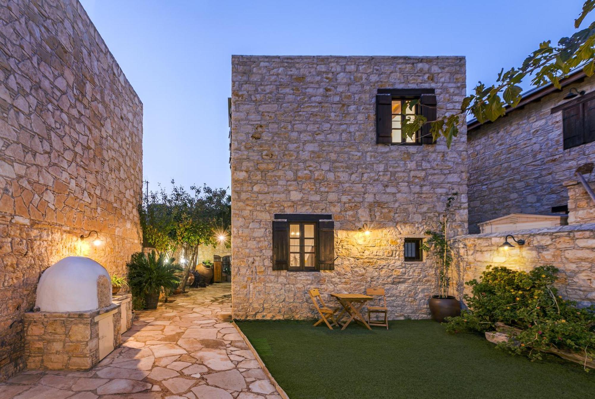 Oinoessa Traditional Boutique Guest Houses Lofou Buitenkant foto