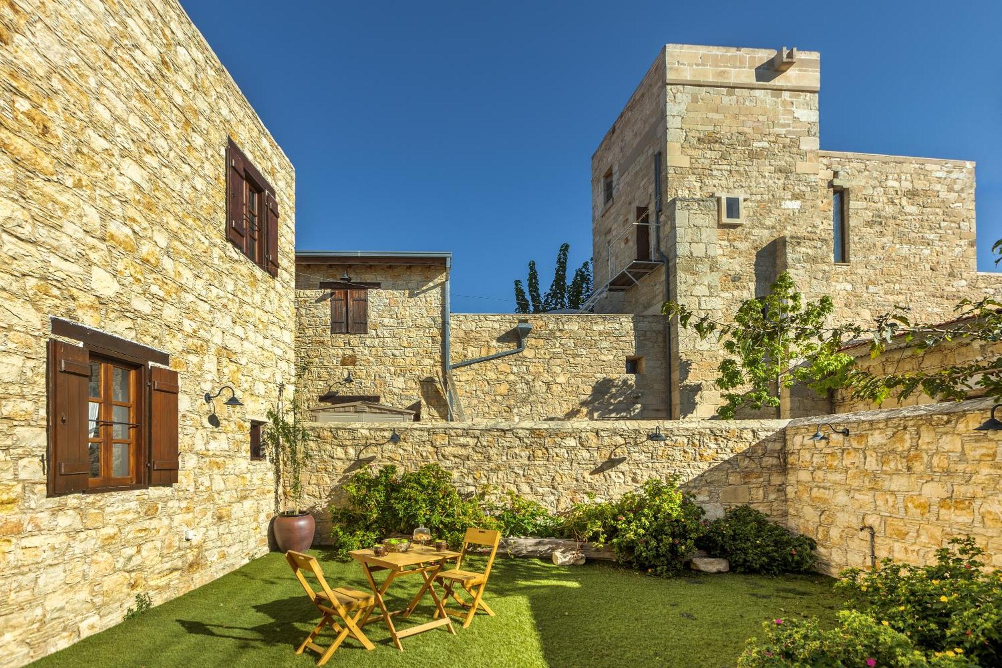Oinoessa Traditional Boutique Guest Houses Lofou Buitenkant foto