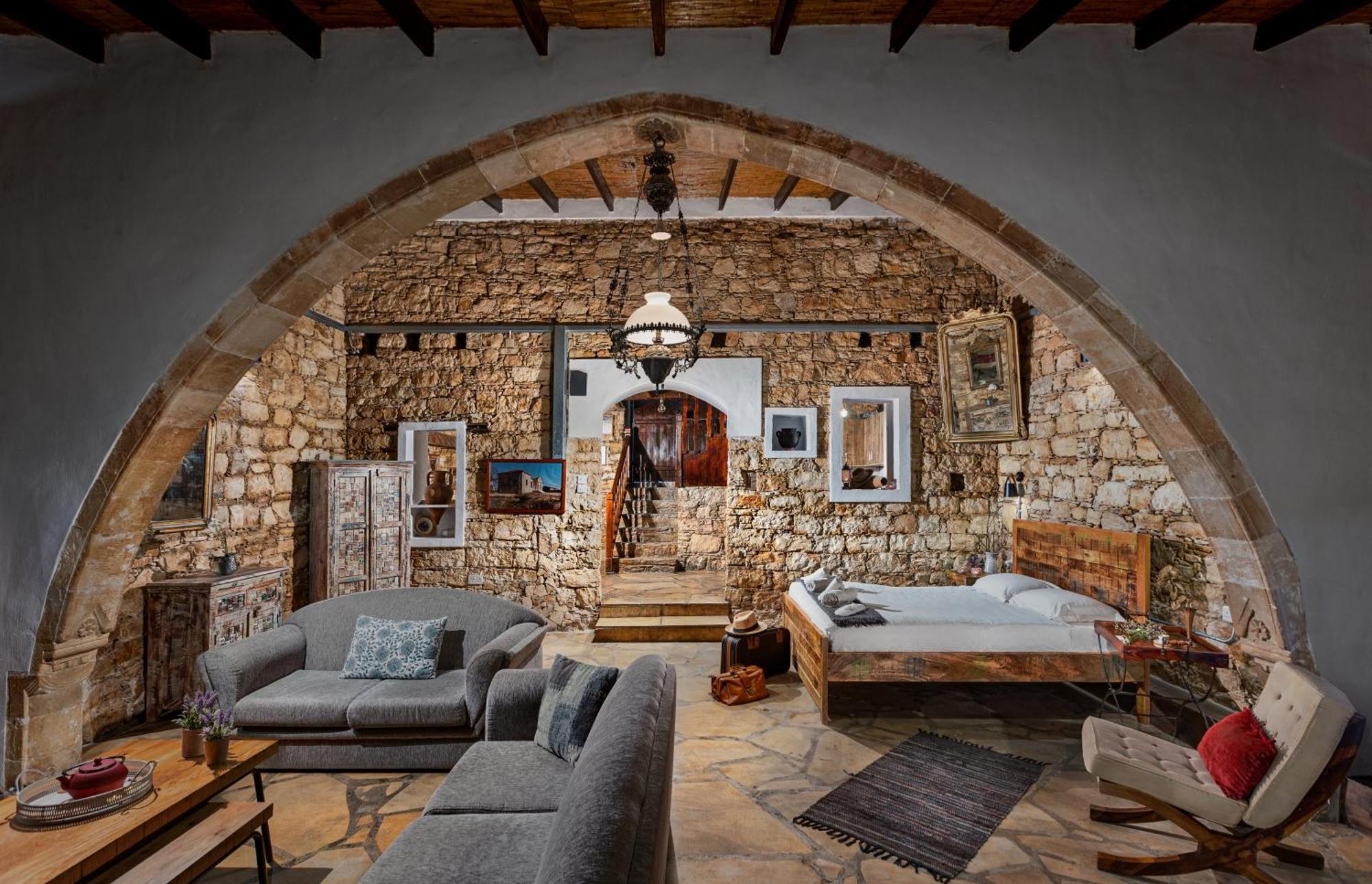 Oinoessa Traditional Boutique Guest Houses Lofou Buitenkant foto