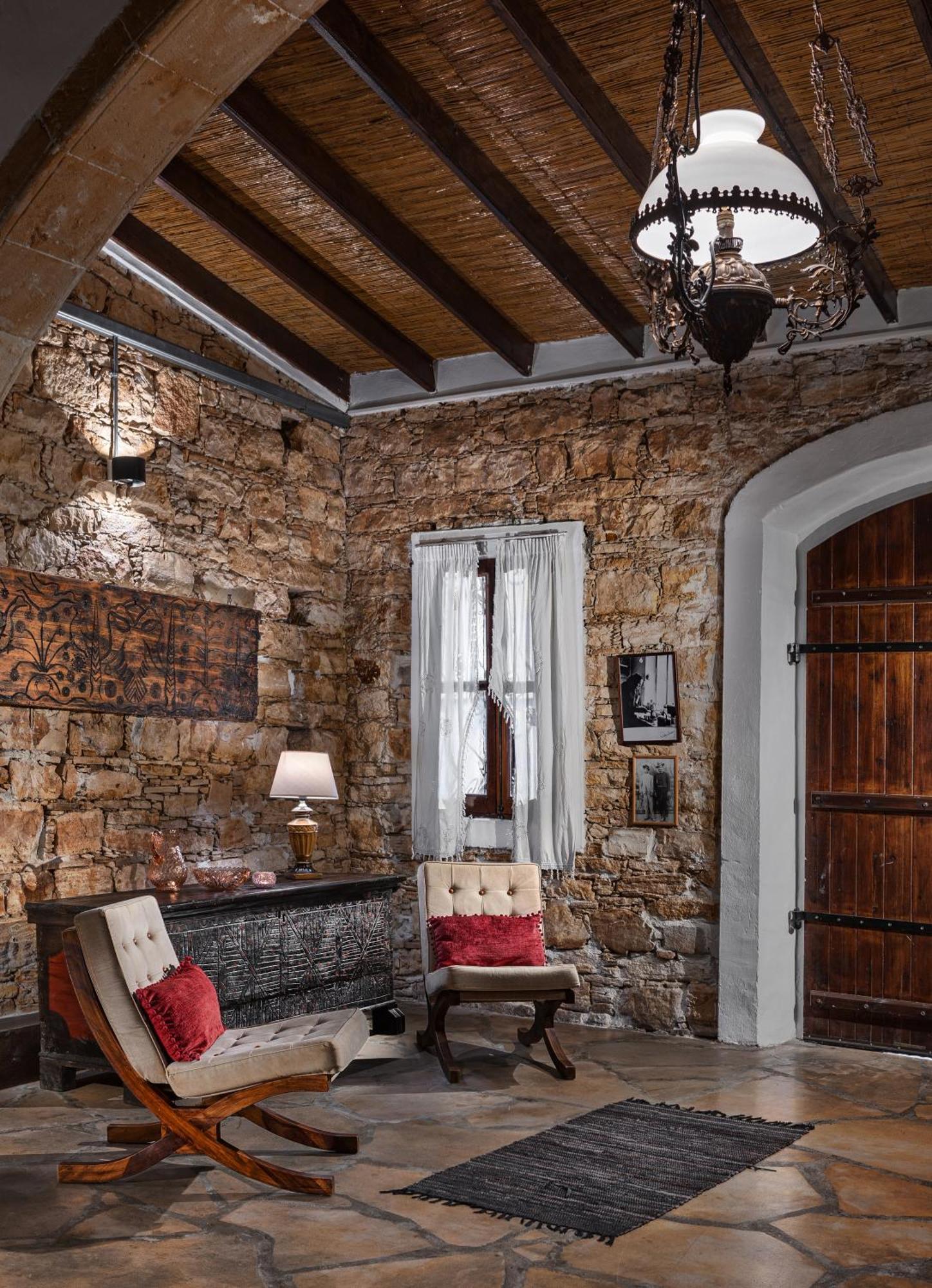 Oinoessa Traditional Boutique Guest Houses Lofou Buitenkant foto