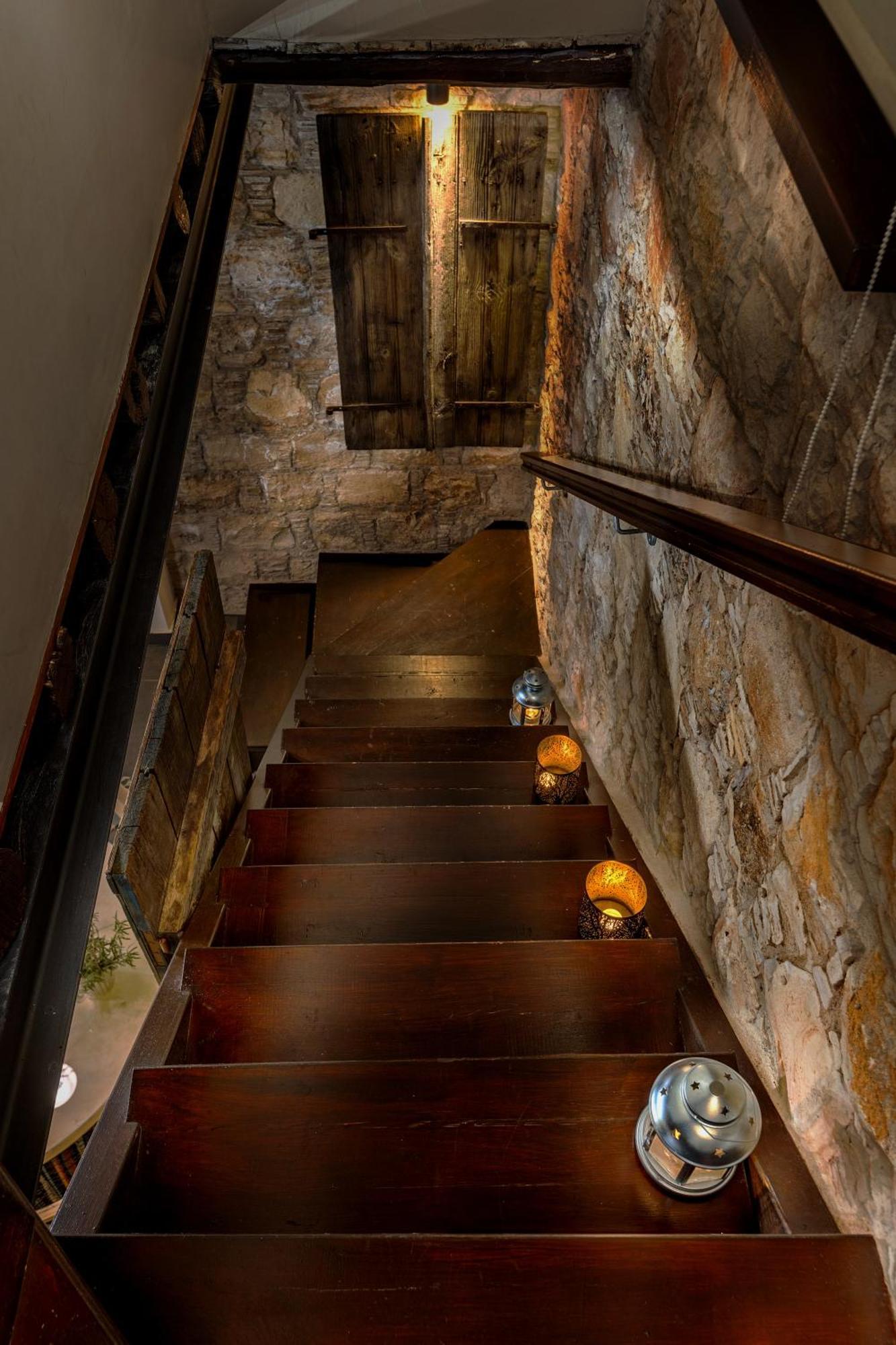 Oinoessa Traditional Boutique Guest Houses Lofou Buitenkant foto
