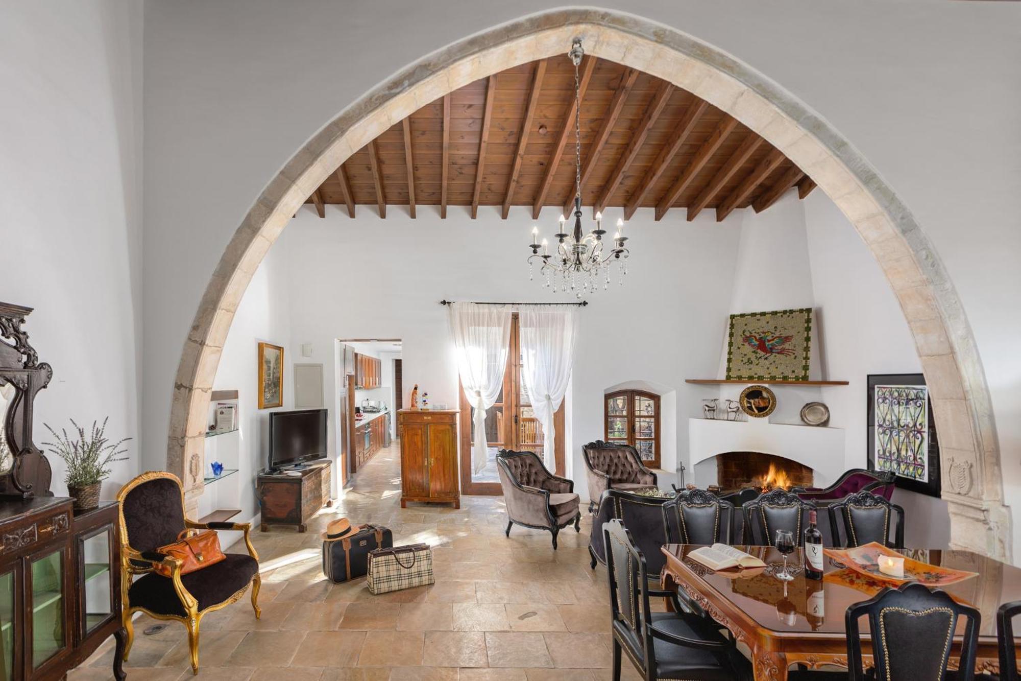Oinoessa Traditional Boutique Guest Houses Lofou Buitenkant foto